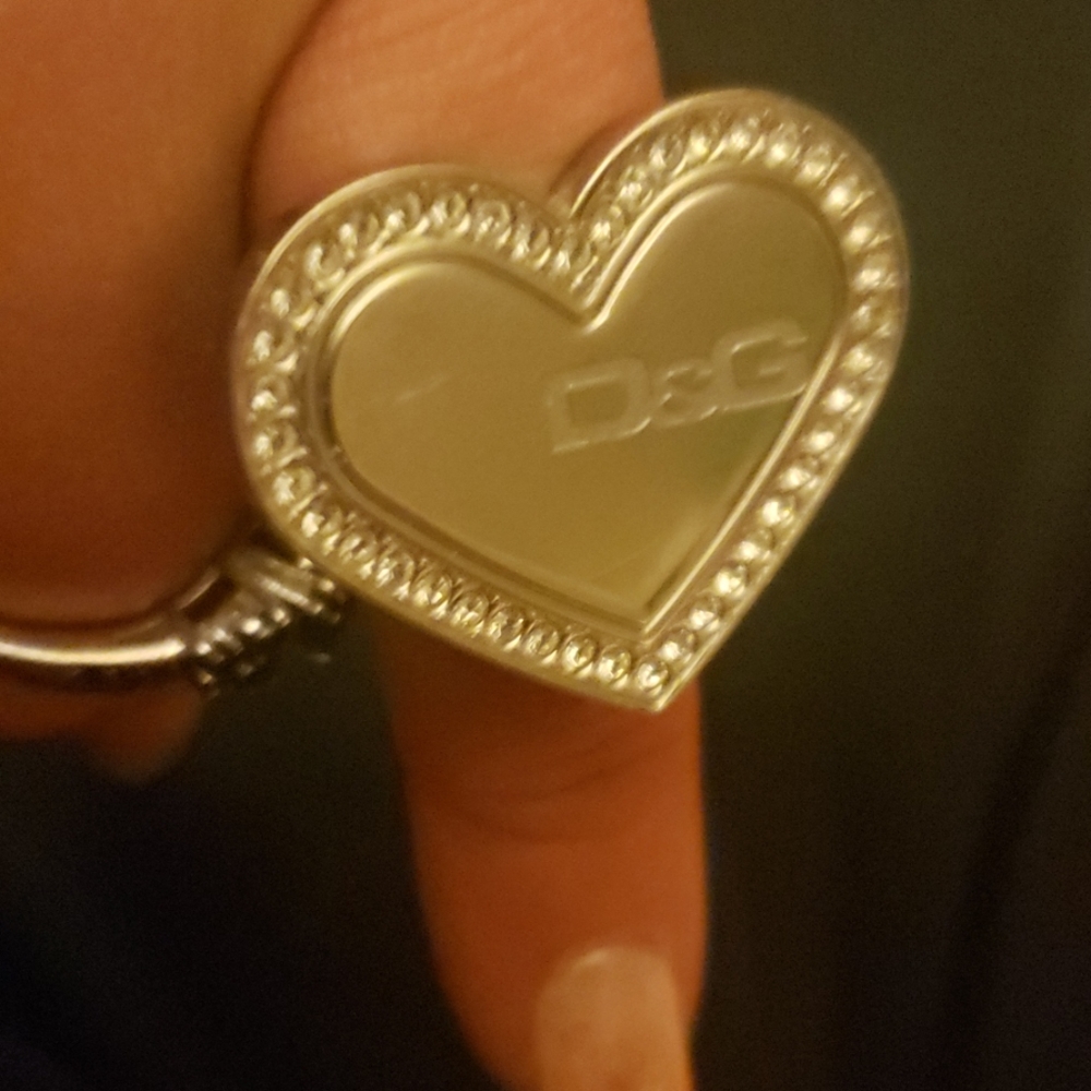 Silver D&G ring - Picture 2 of 2